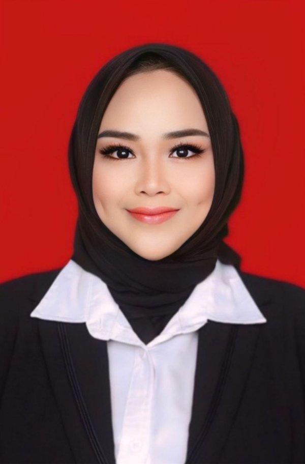Putri Jhonanda, S.pd., Gr.